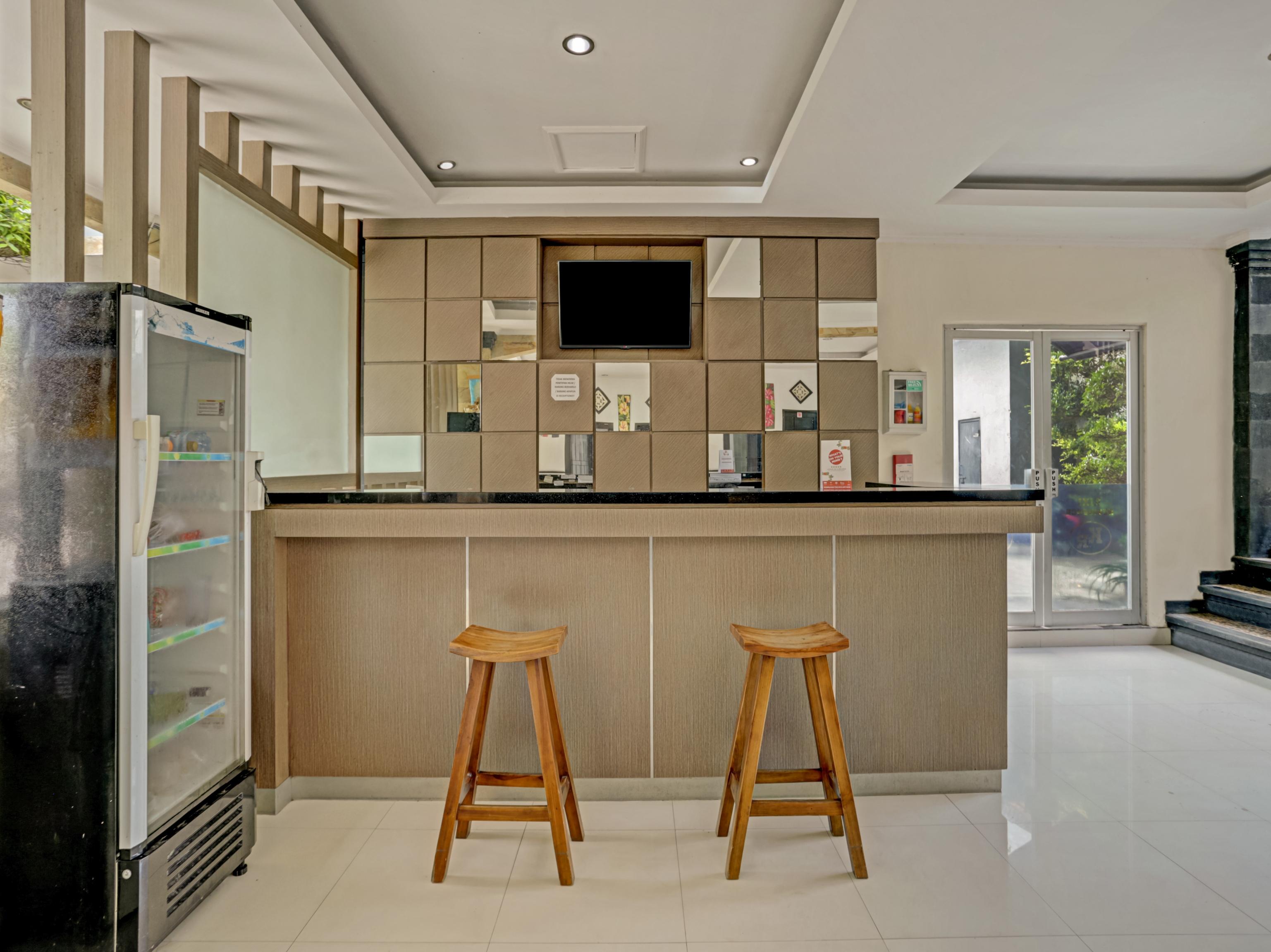 Super Oyo 3904 Kiki Residence Bali Legian Eksteriør billede